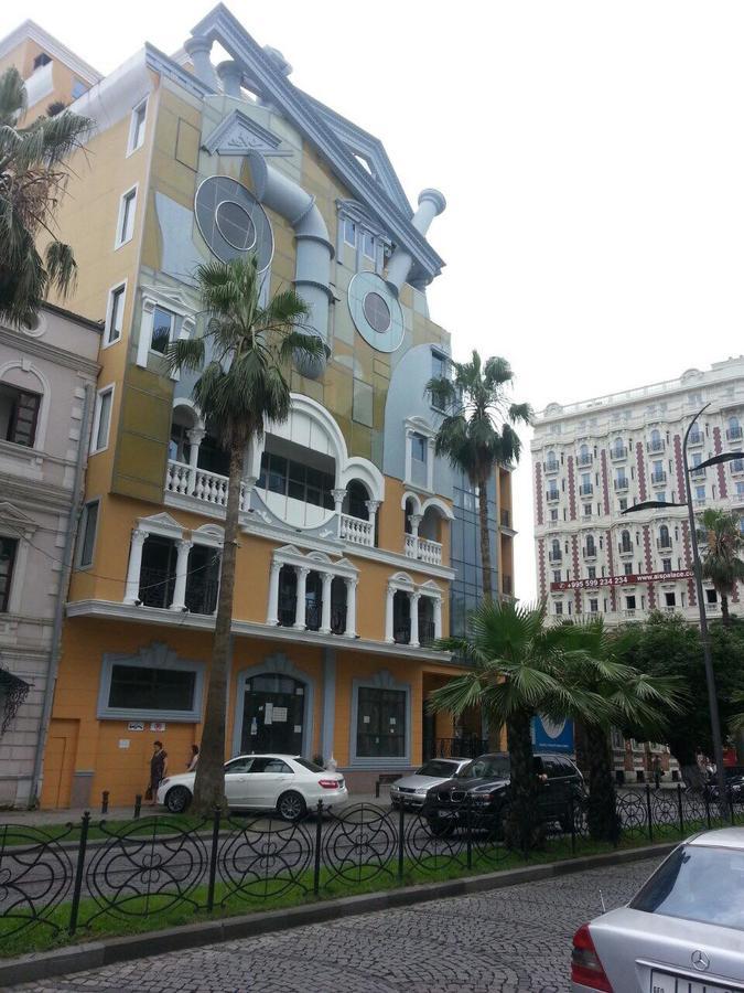 Apartment Gio バトゥーミ エクステリア 写真