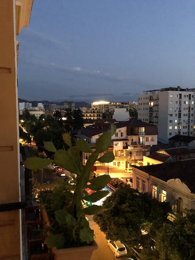 Apartment Gio バトゥーミ エクステリア 写真