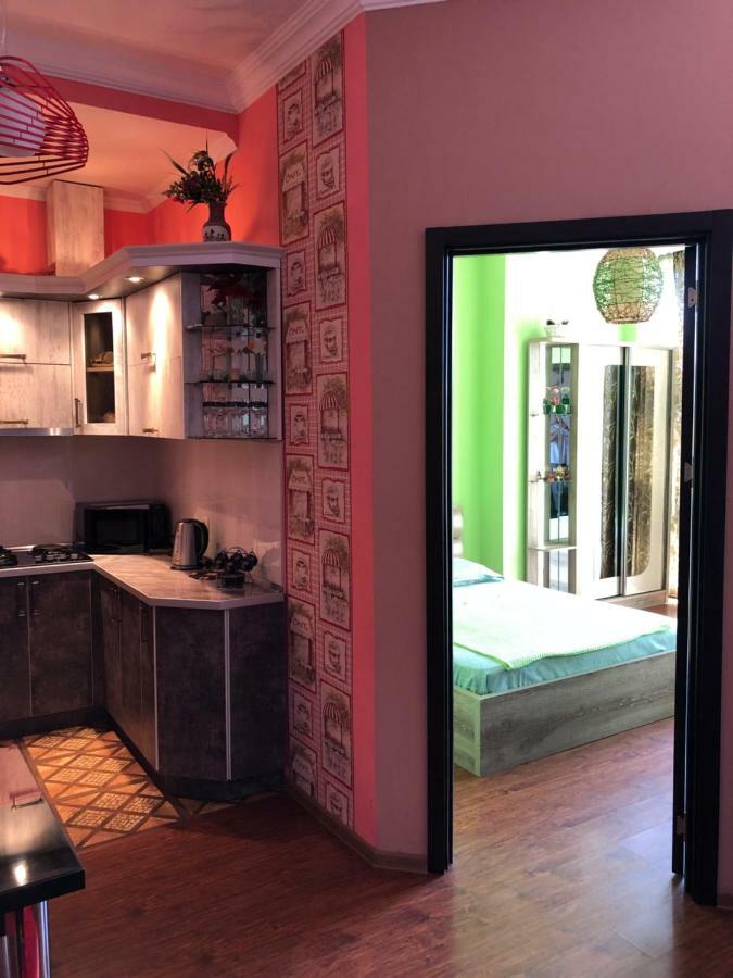 Apartment Gio バトゥーミ エクステリア 写真
